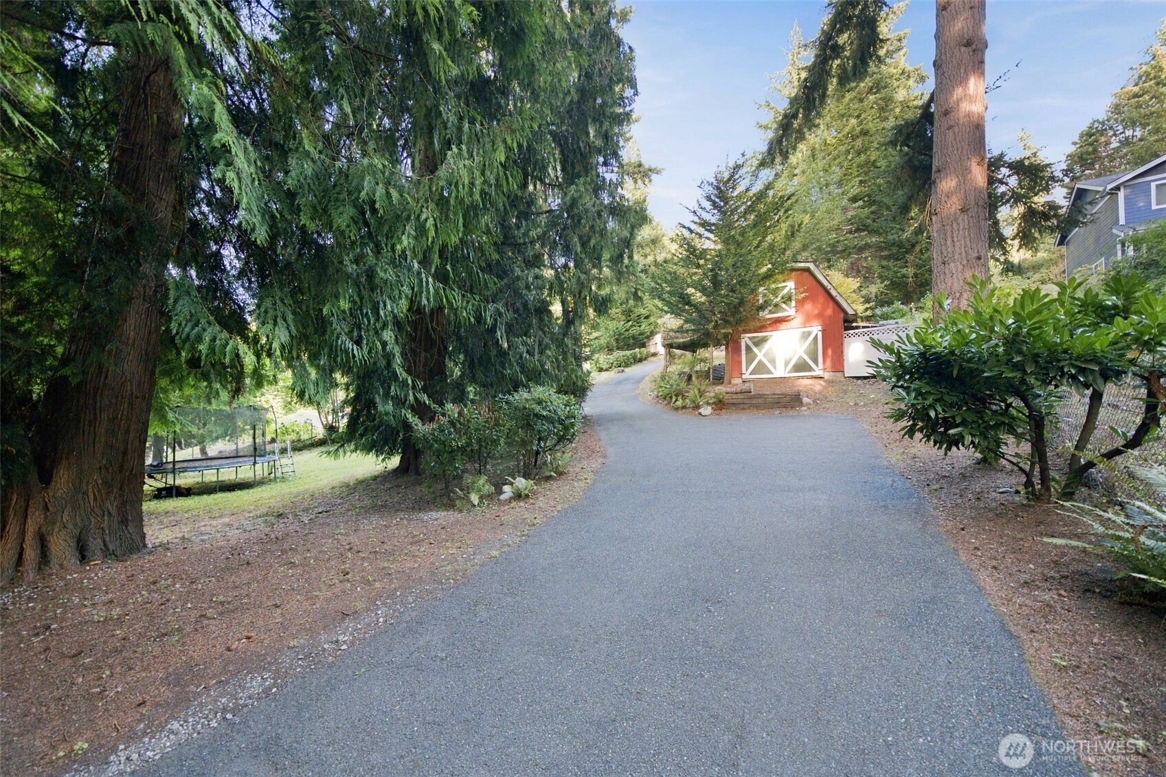 12117 Clearview Drive Property Photo 33