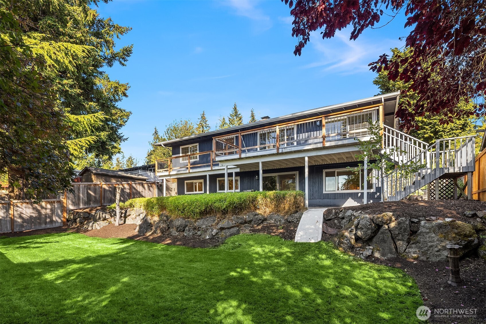 113 152nd Place Property Photo 3