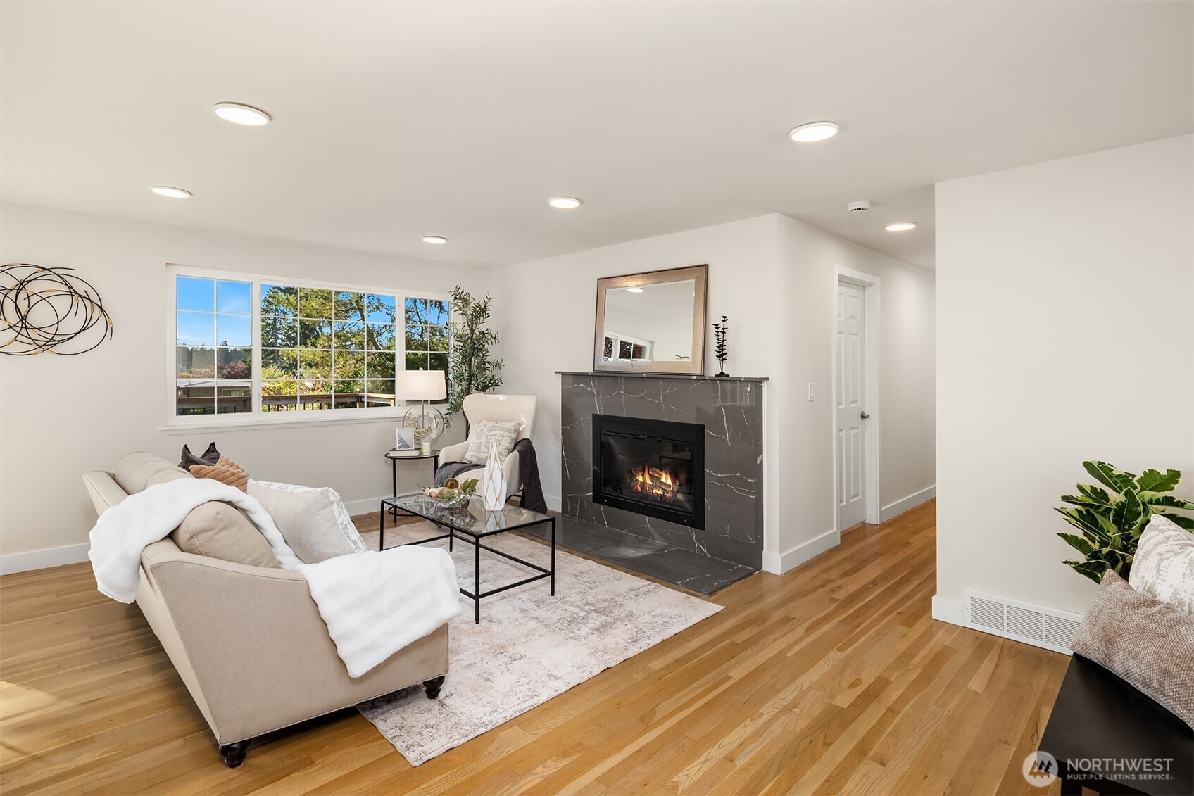 113 152nd Place Property Photo 12