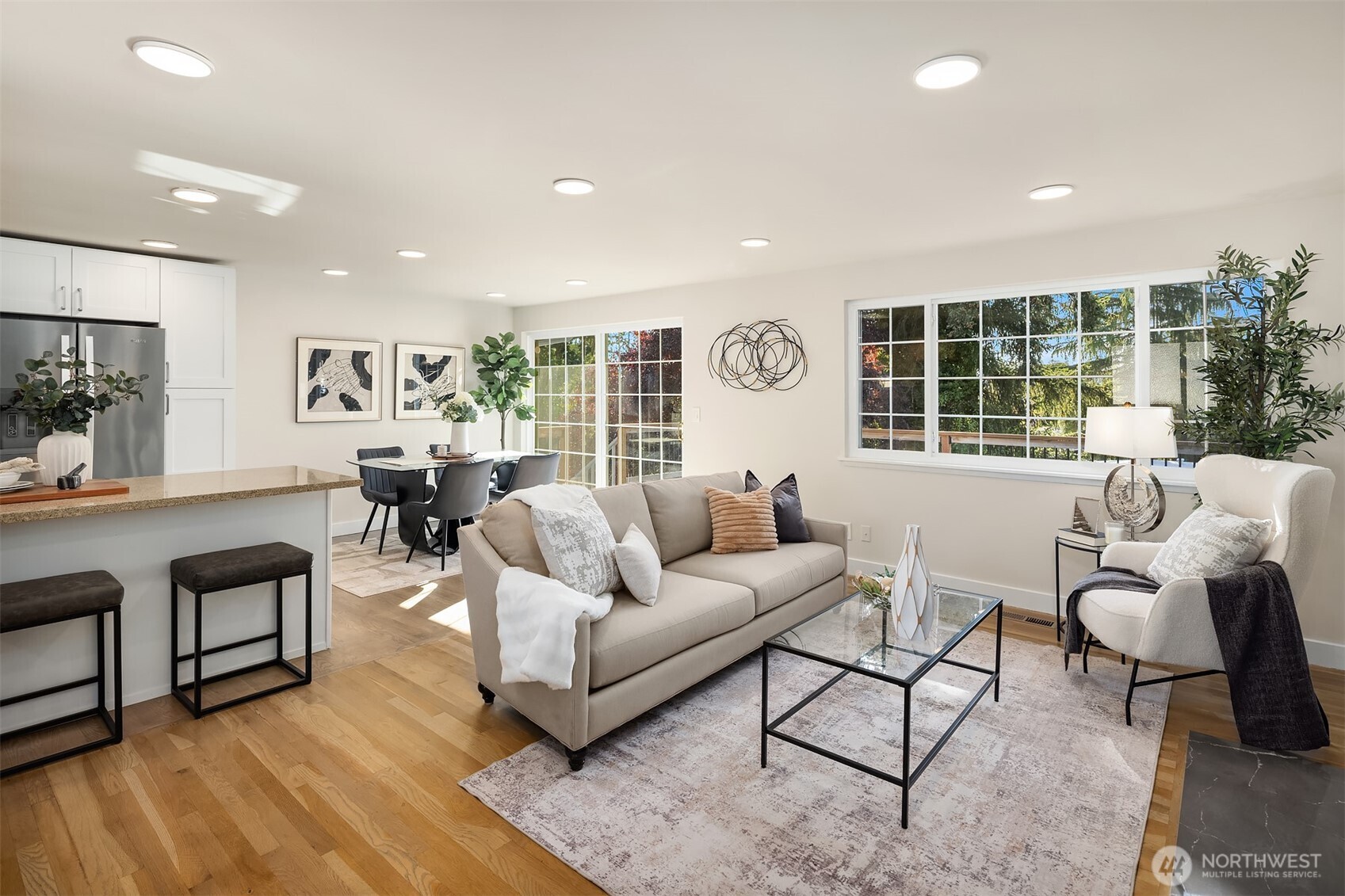 113 152nd Place Property Photo 13