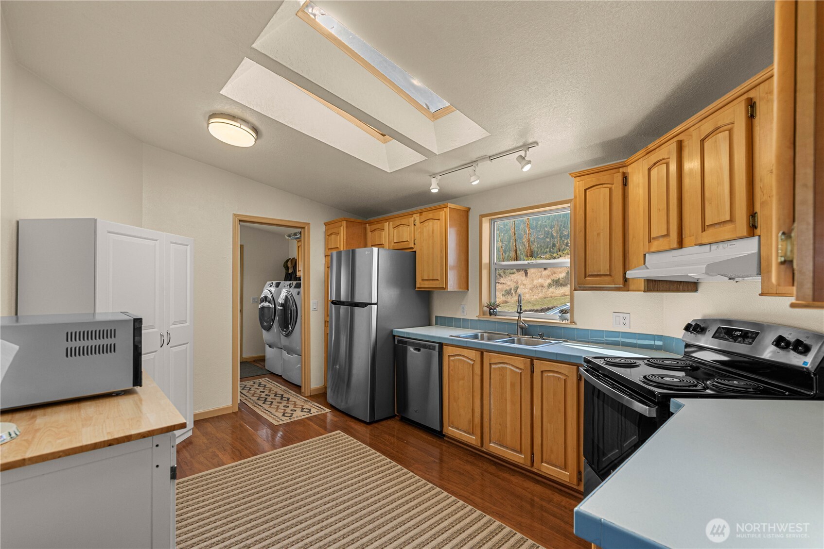 4590 Joe Miller Rd Property Photo 6