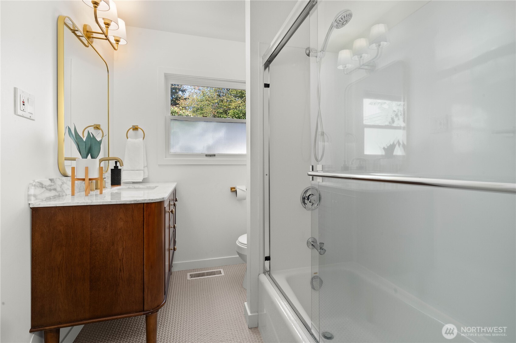 14834 Interlake Avenue Property Photo 20