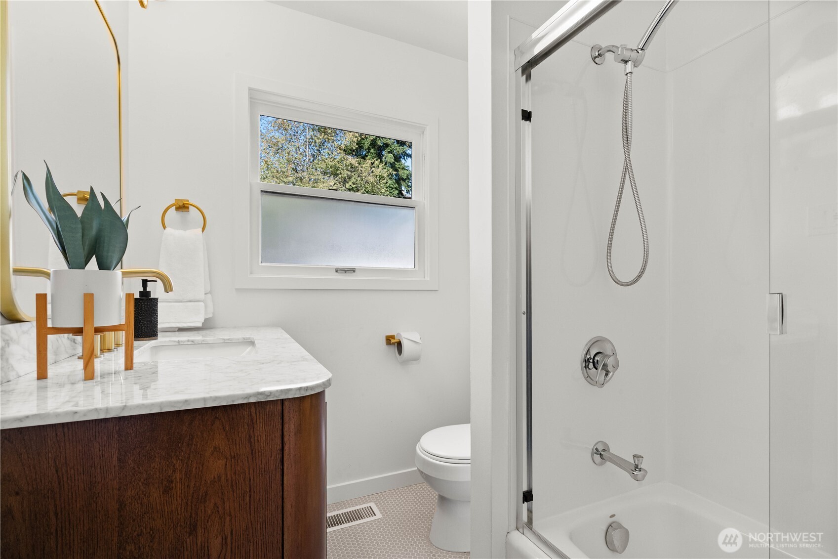 14834 Interlake Avenue Property Photo 21