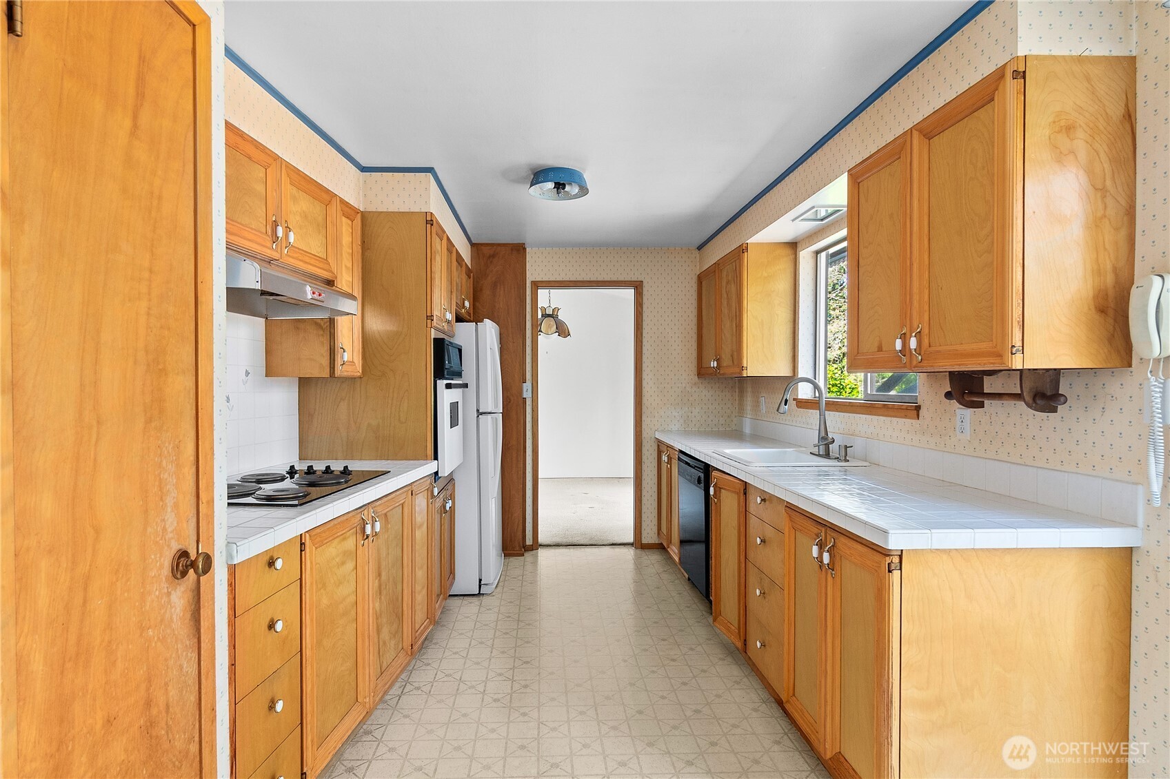 3537 Locust Avenue Property Photo 11