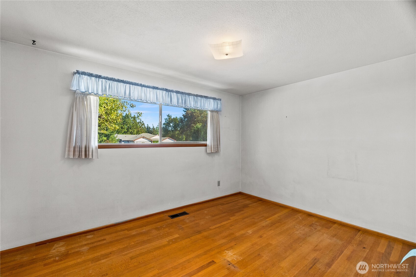 3537 Locust Avenue Property Photo 16