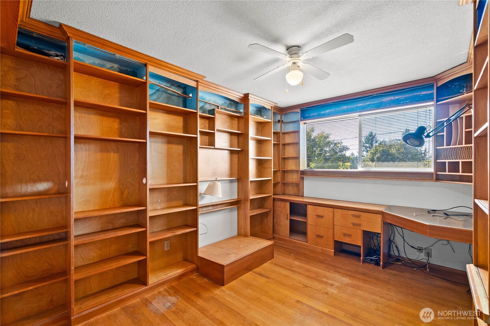 3537 Locust Avenue Property Photo 17