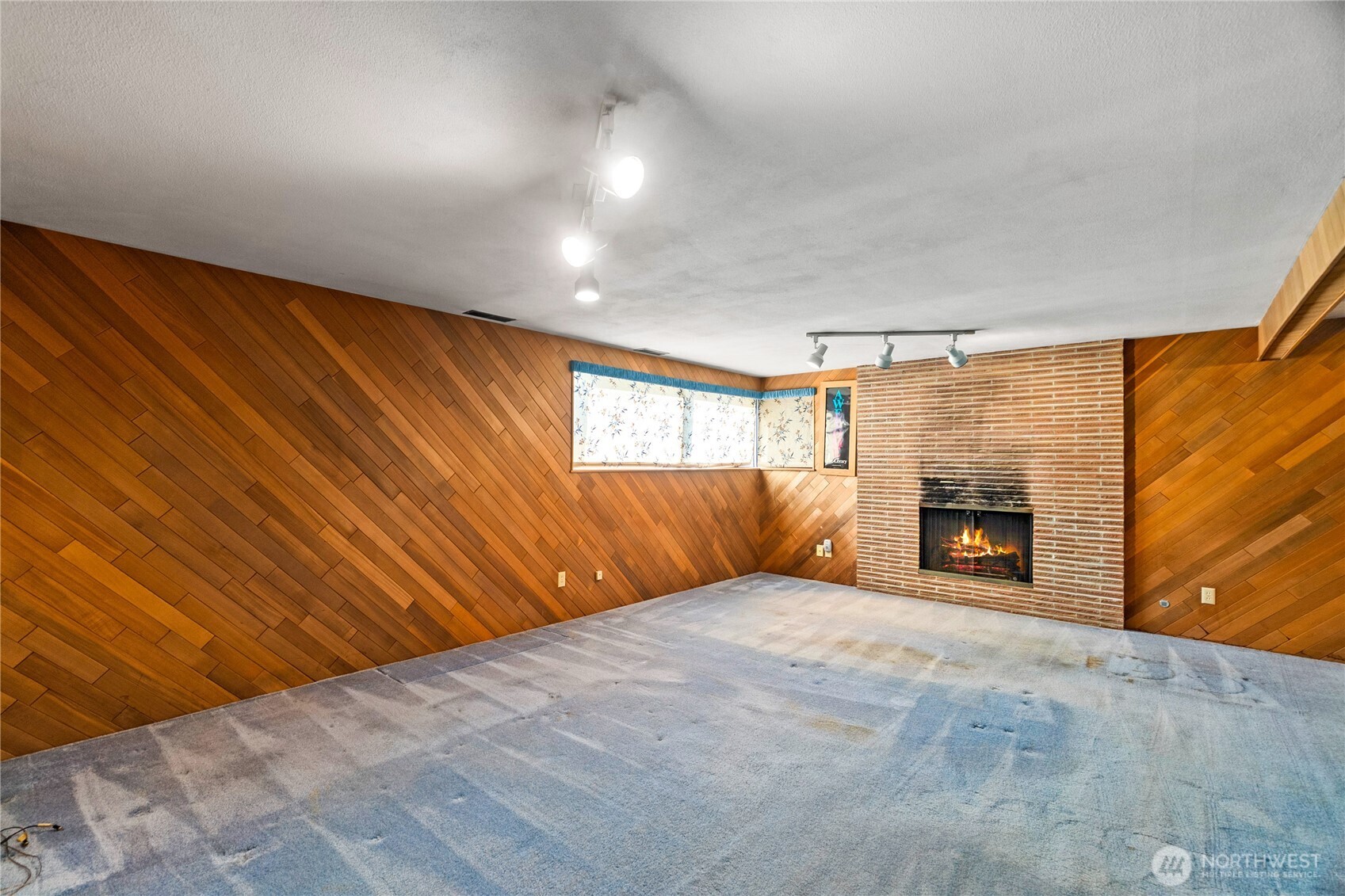 3537 Locust Avenue Property Photo 22
