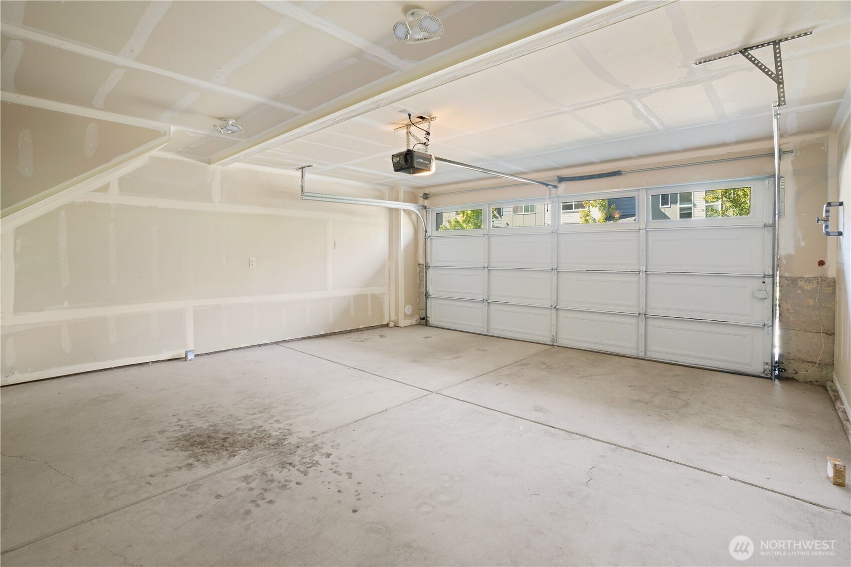 15720 Meadow Road G1 Property Photo 27