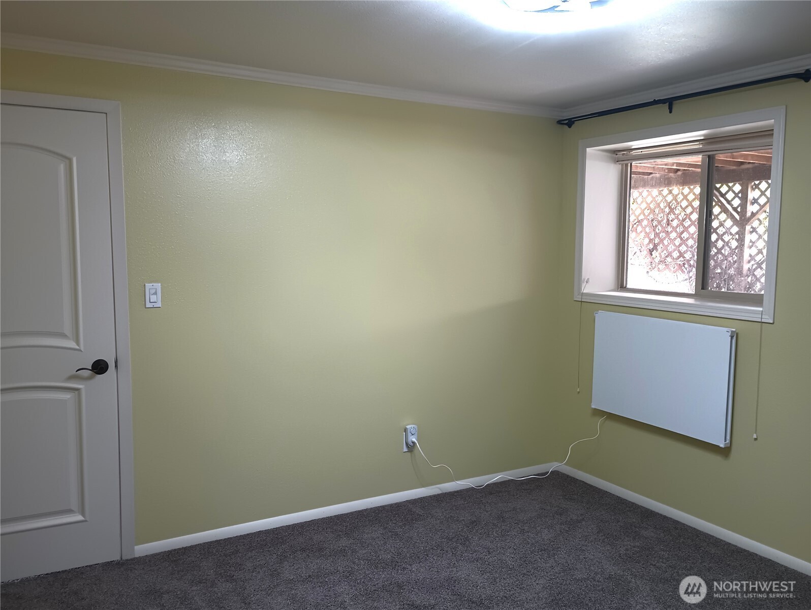 680 E Delaware Avenue Property Photo 22