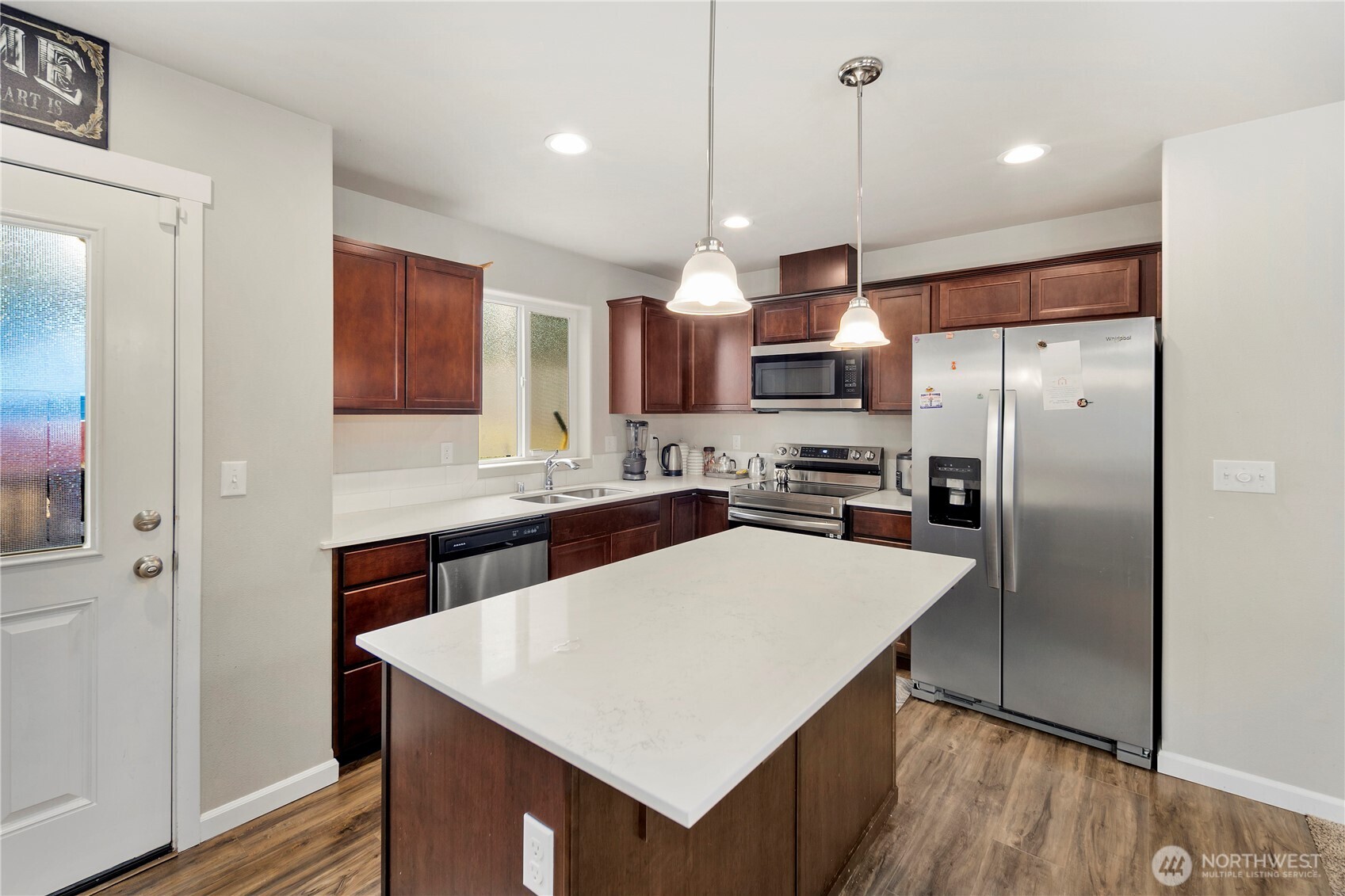 1202 E 58th Street Property Photo 10