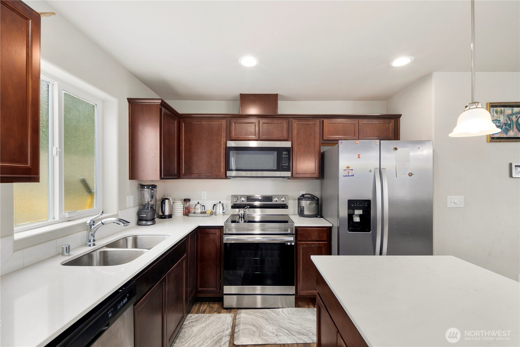 1202 E 58th Street Property Photo 11
