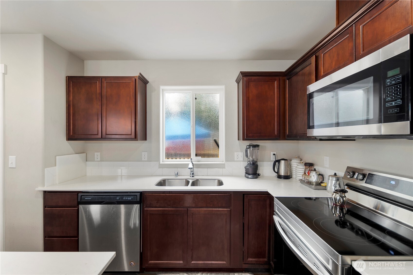 1202 E 58th Street Property Photo 13