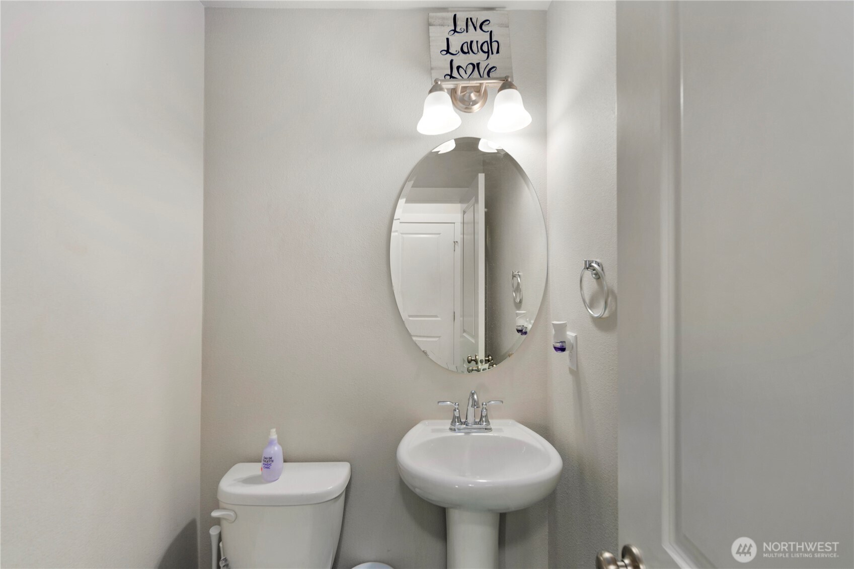 1202 E 58th Street Property Photo 14