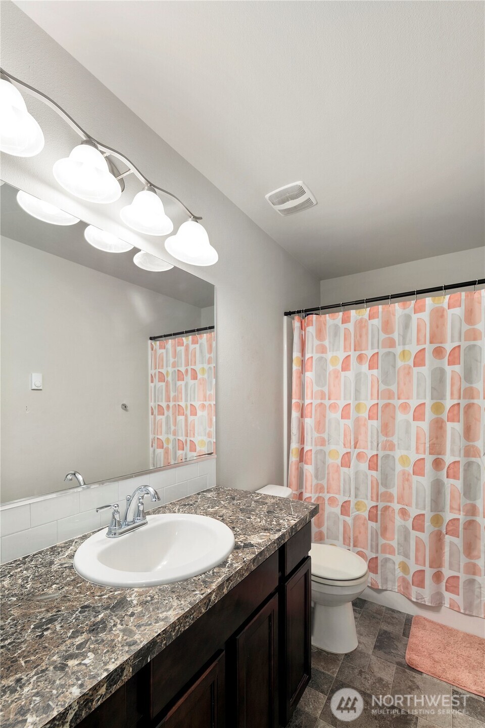 1202 E 58th Street Property Photo 18