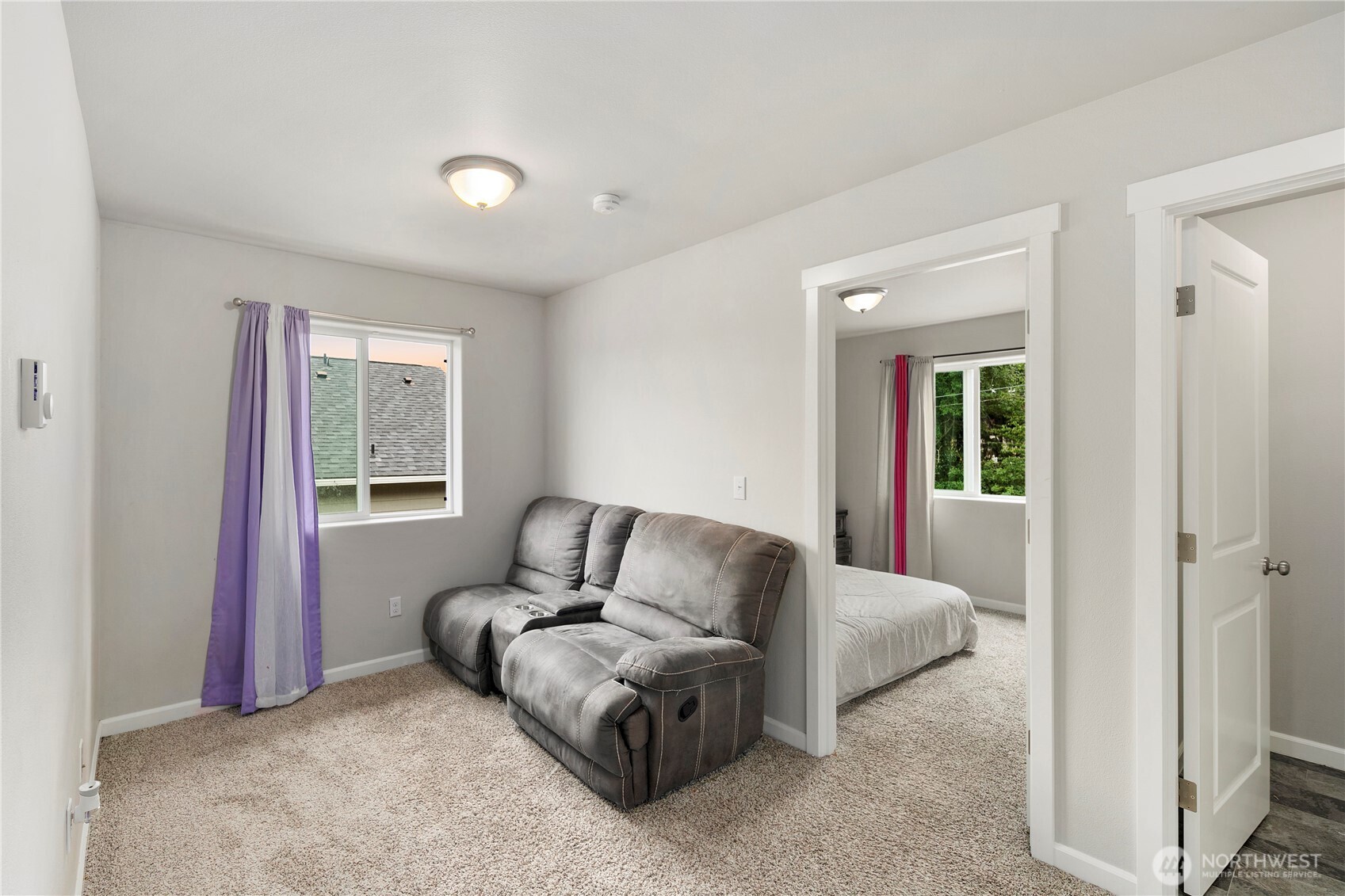 1202 E 58th Street Property Photo 21