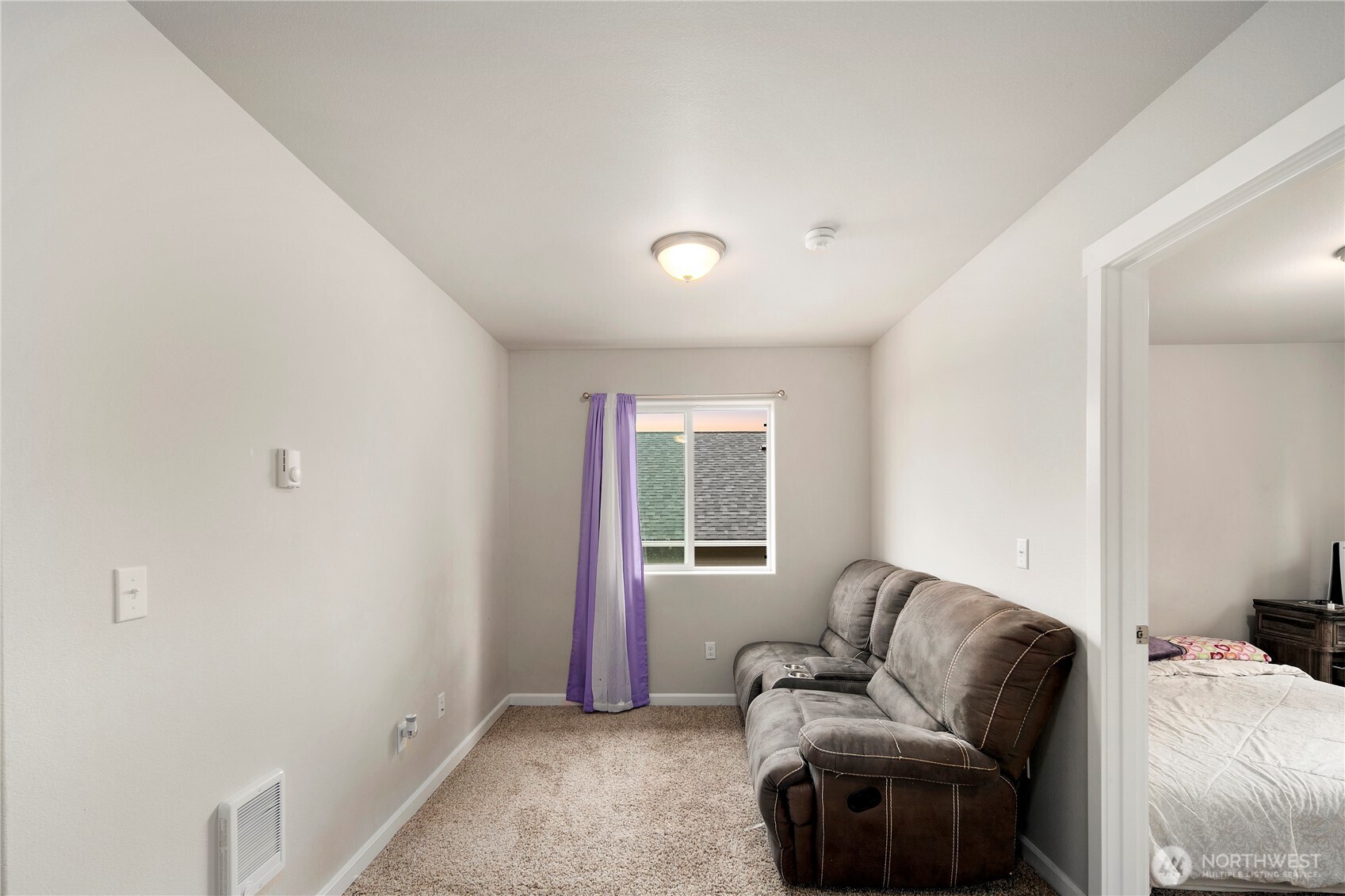 1202 E 58th Street Property Photo 22