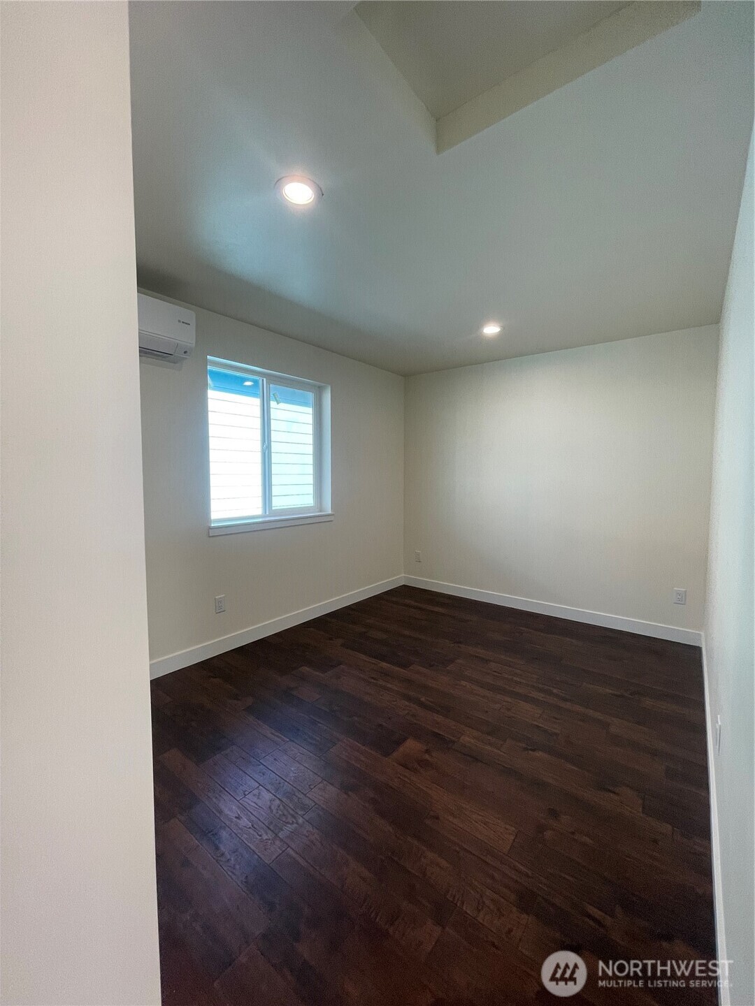 205 7th Street Property Photo 11