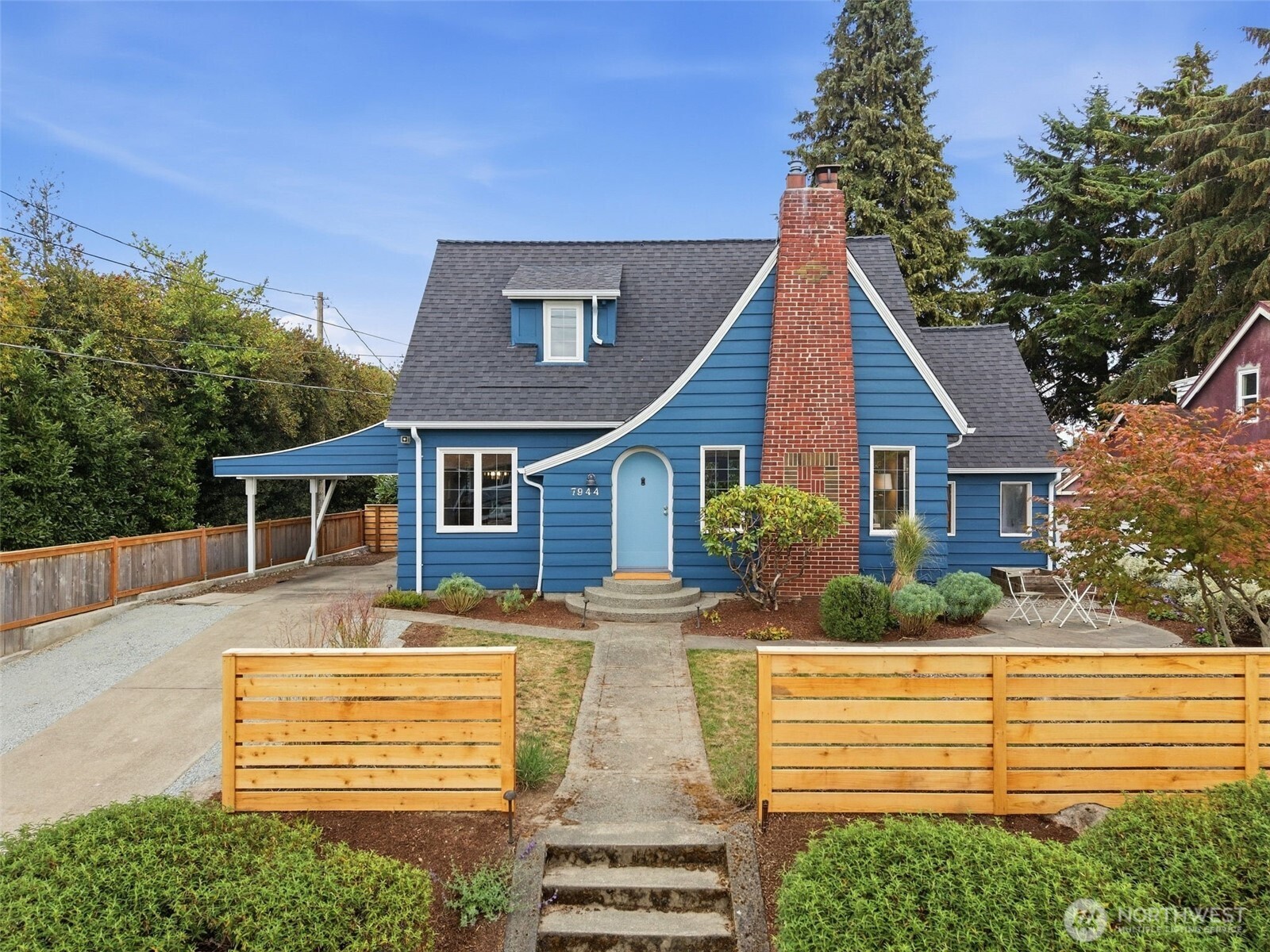 7944 Seward Park Avenue Property Photo 1