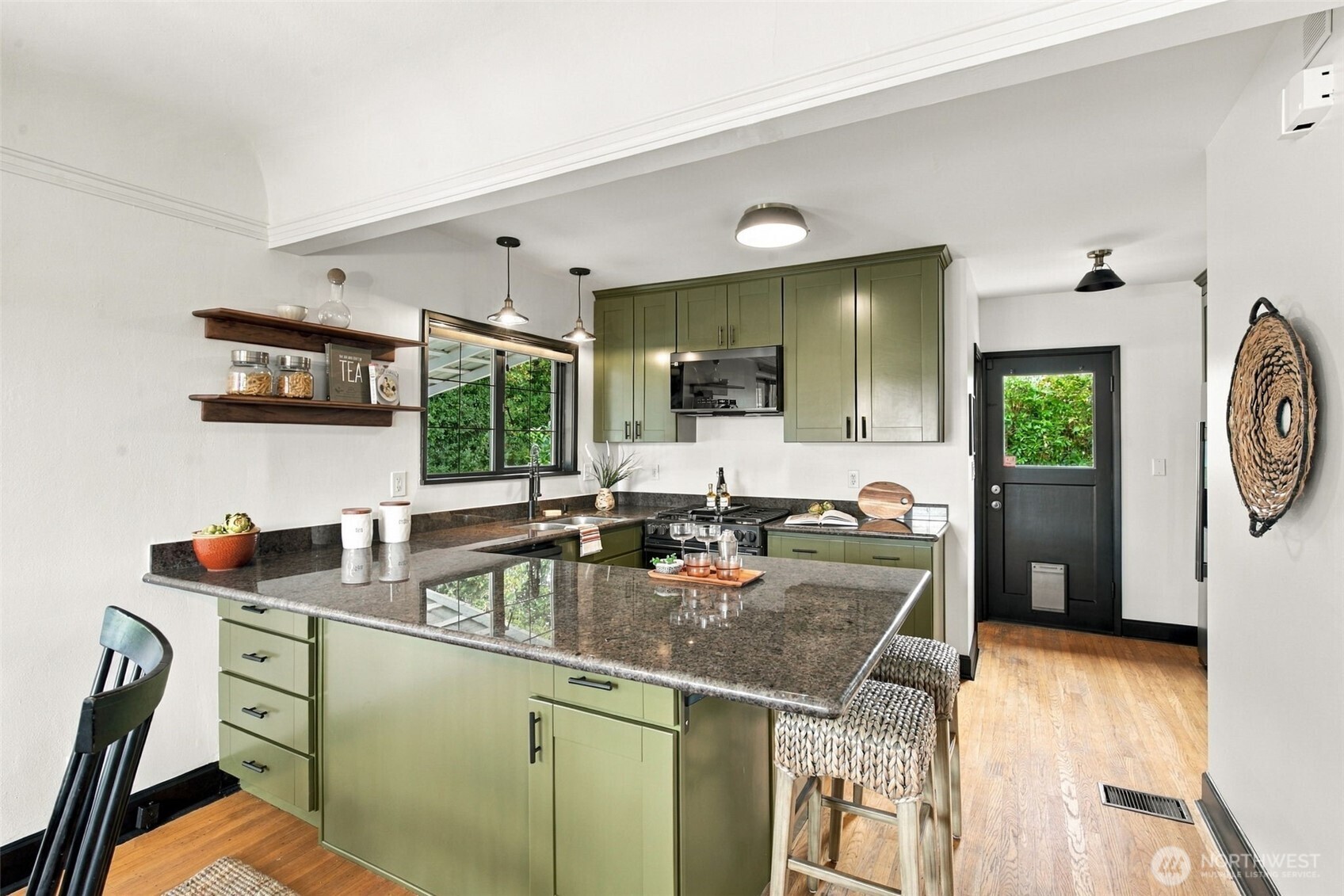 7944 Seward Park Avenue Property Photo 14