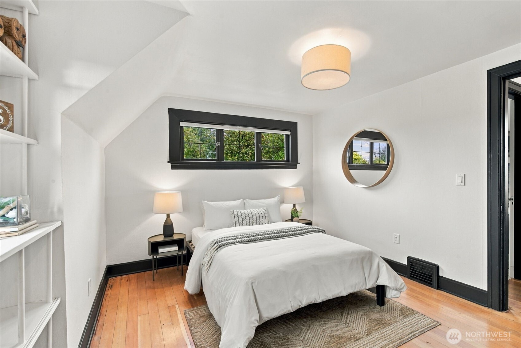 7944 Seward Park Avenue Property Photo 27