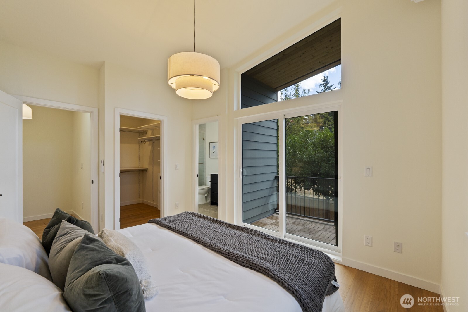 815 Ne 100th Street Property Photo 10