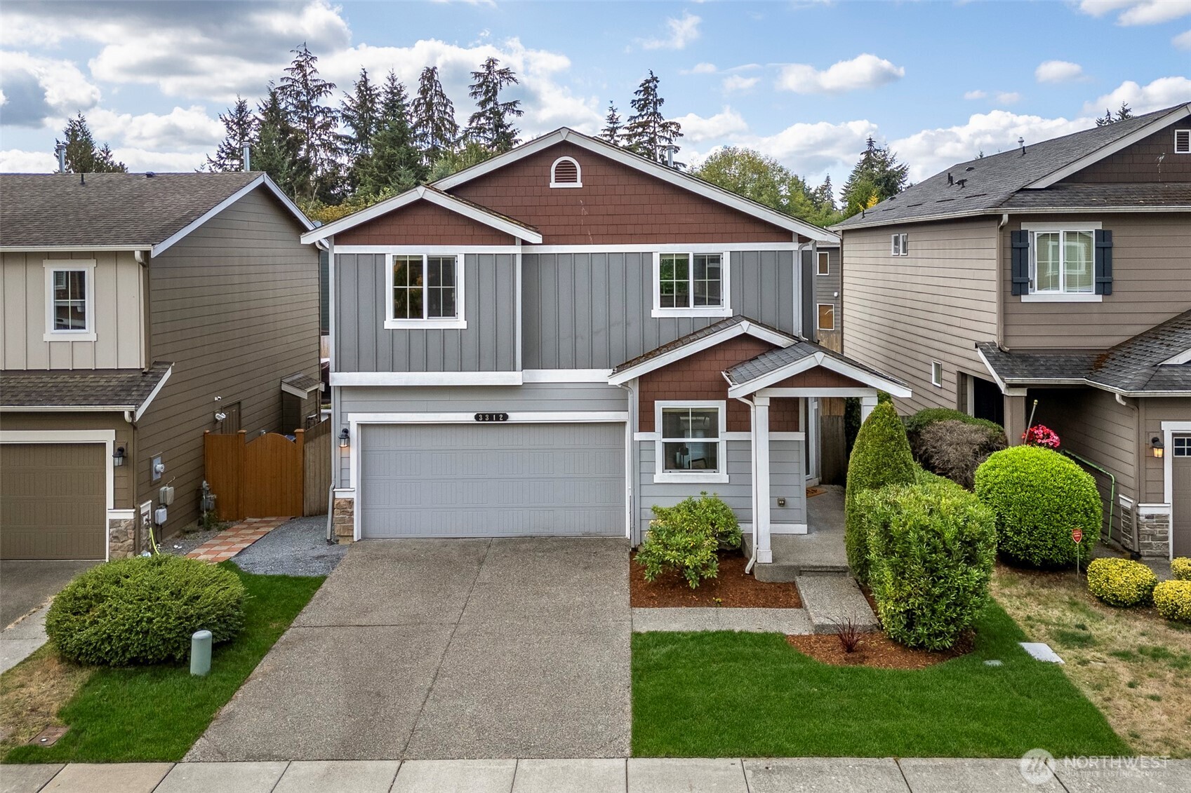 3312 176th Place Property Photo 2