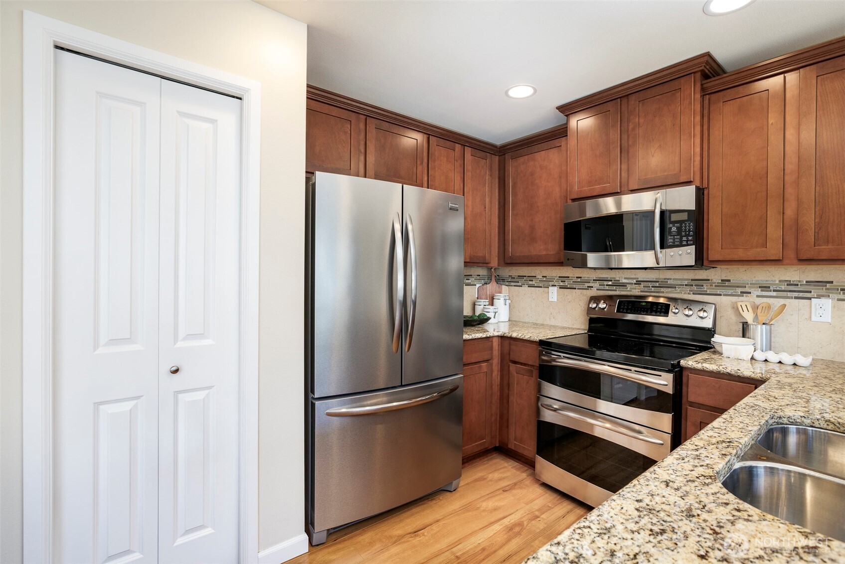 3312 176th Place Property Photo 11