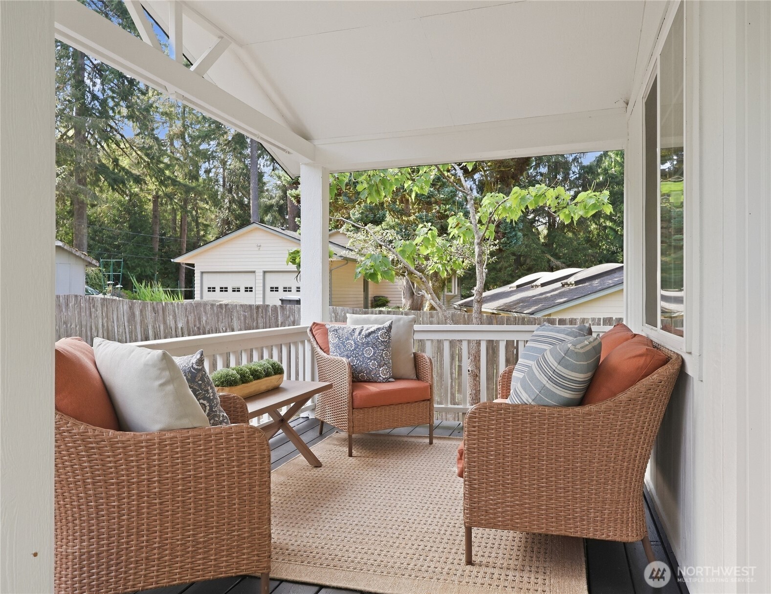 209 Fairway Drive Property Photo 6