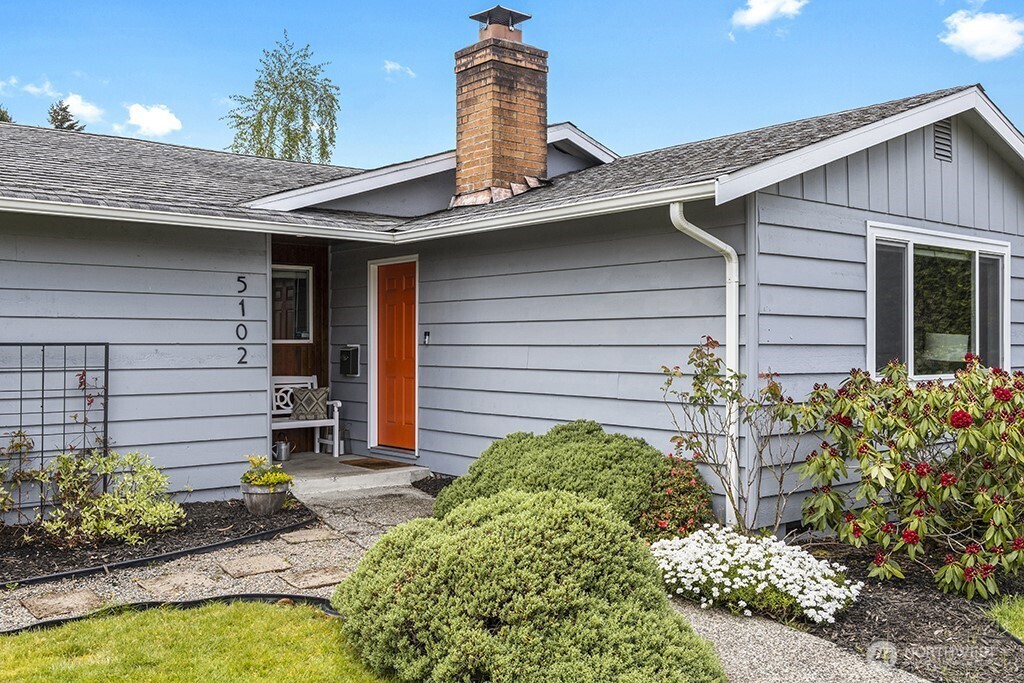 5102 N 42nd Street Property Photo 4