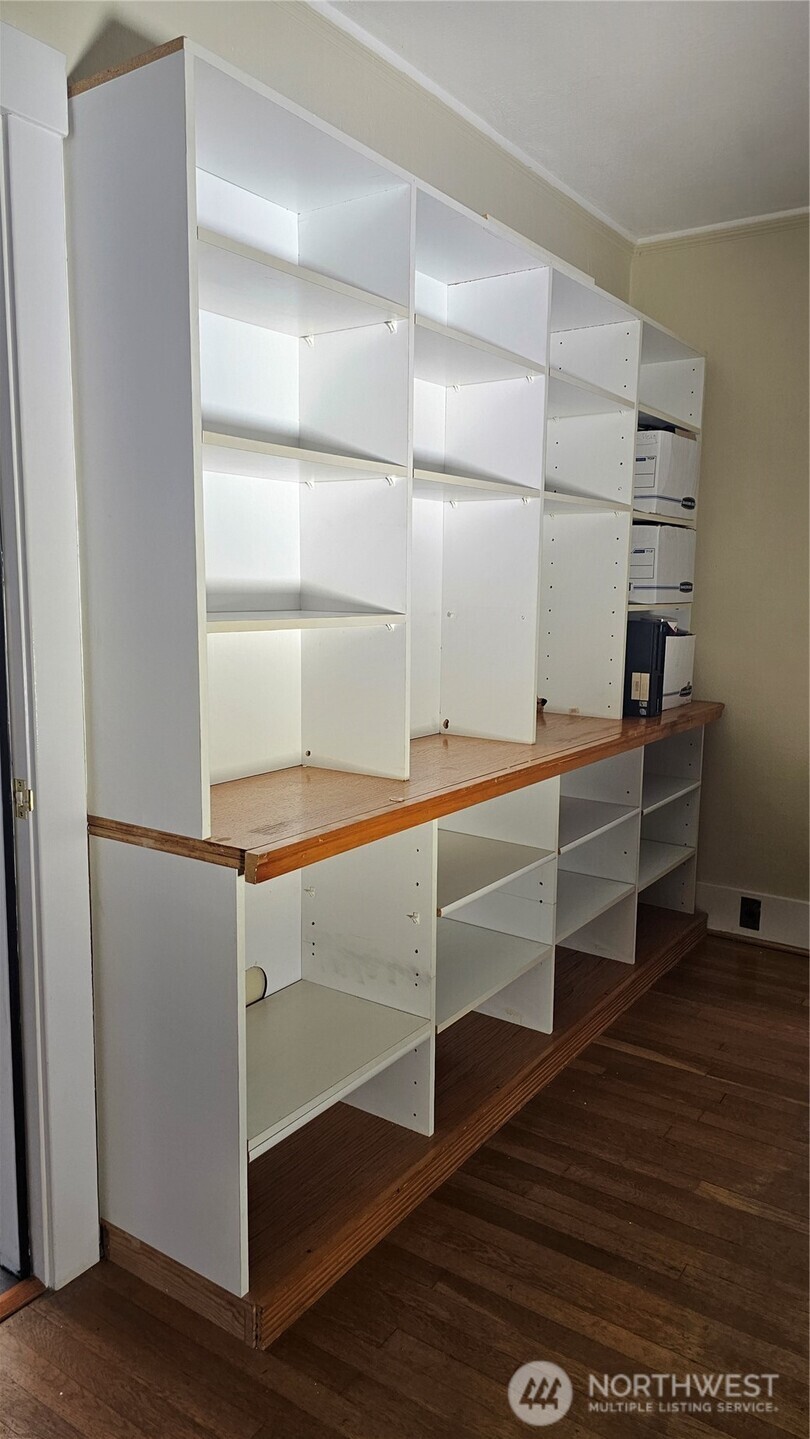 1010 S I Street Property Photo 5
