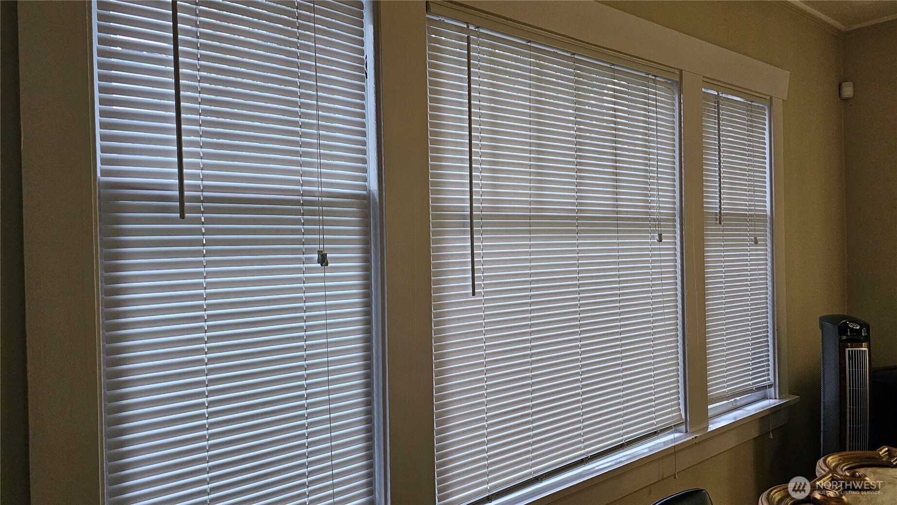 1010 S I Street Property Photo 9