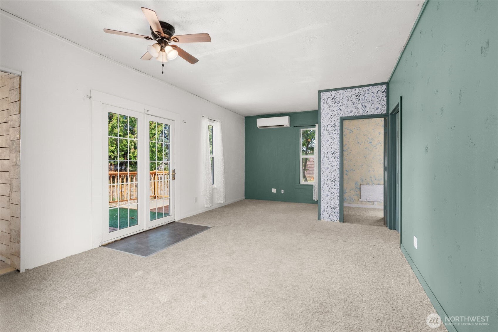 307 S 1st Street Property Photo 7