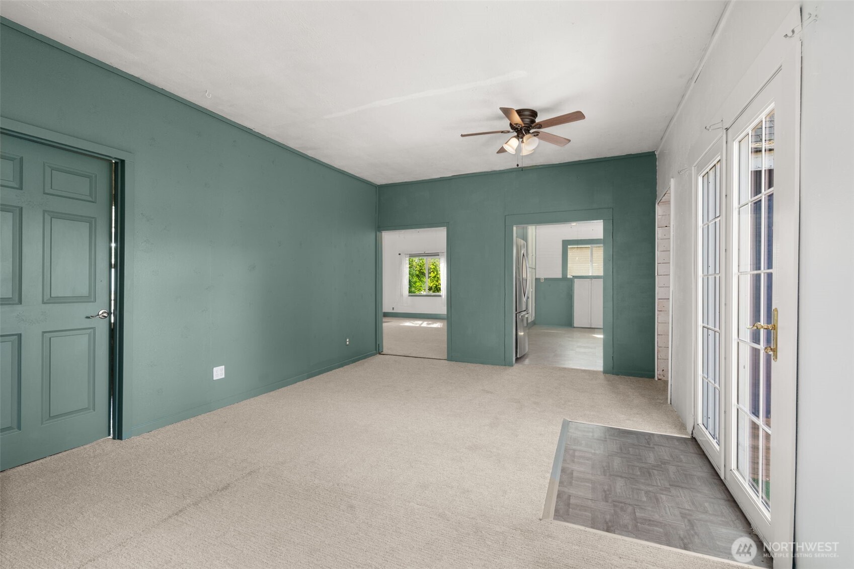 307 S 1st Street Property Photo 9