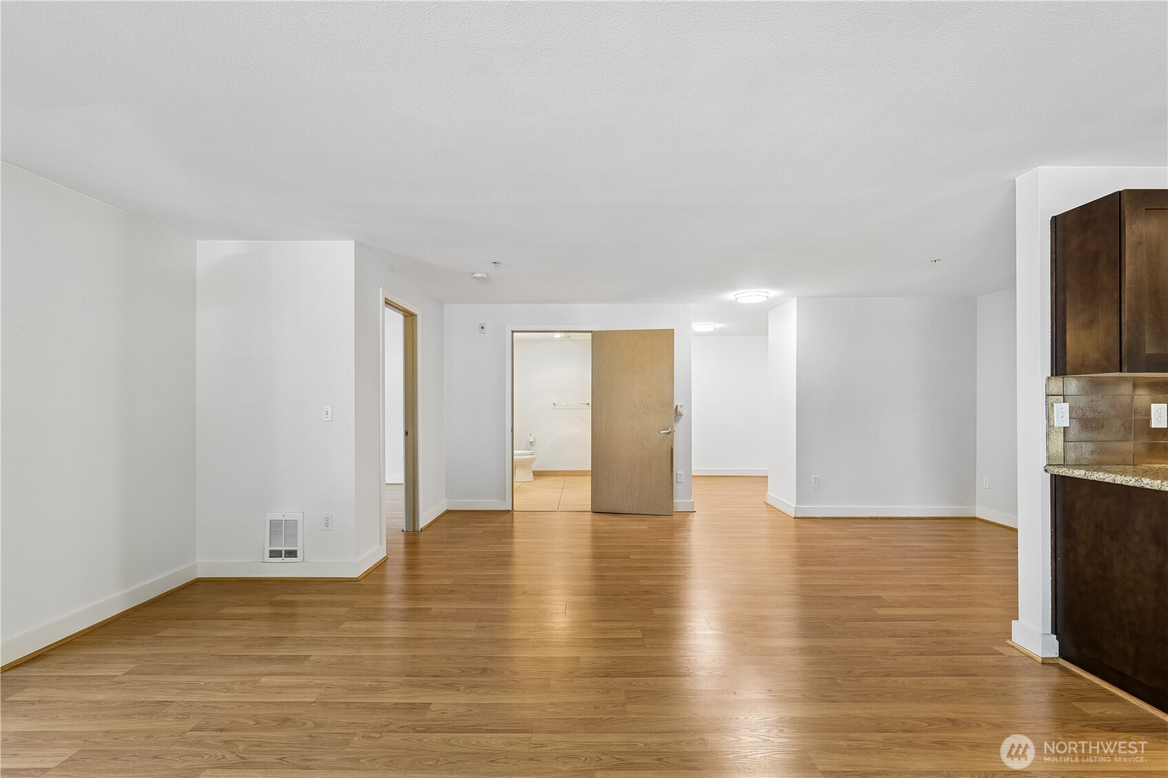 1620 Belmont Ave 125 Property Photo 4