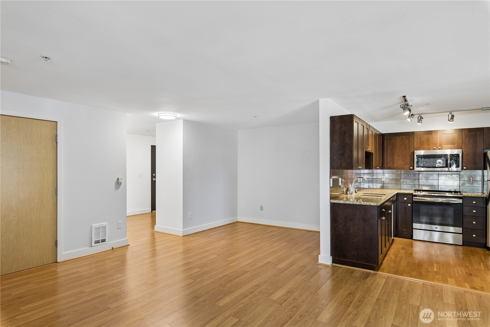 1620 Belmont Ave 125 Property Photo 8