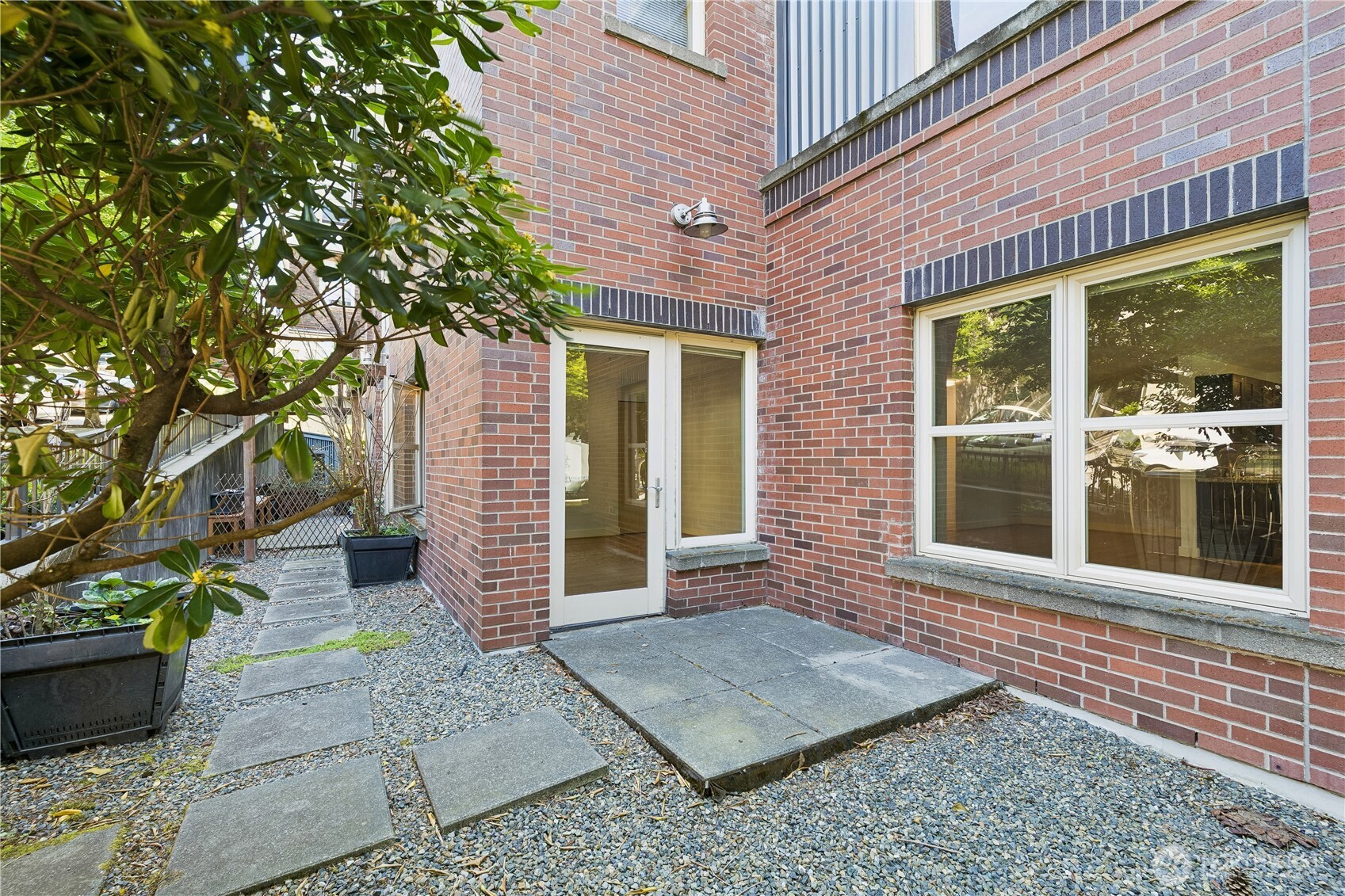 1620 Belmont Ave 125 Property Photo 17
