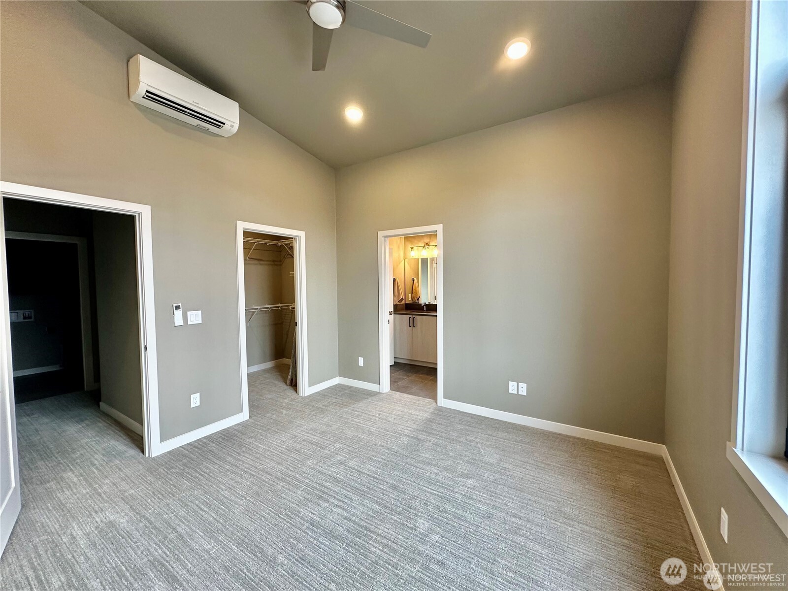 570 Creston Court Property Photo 21
