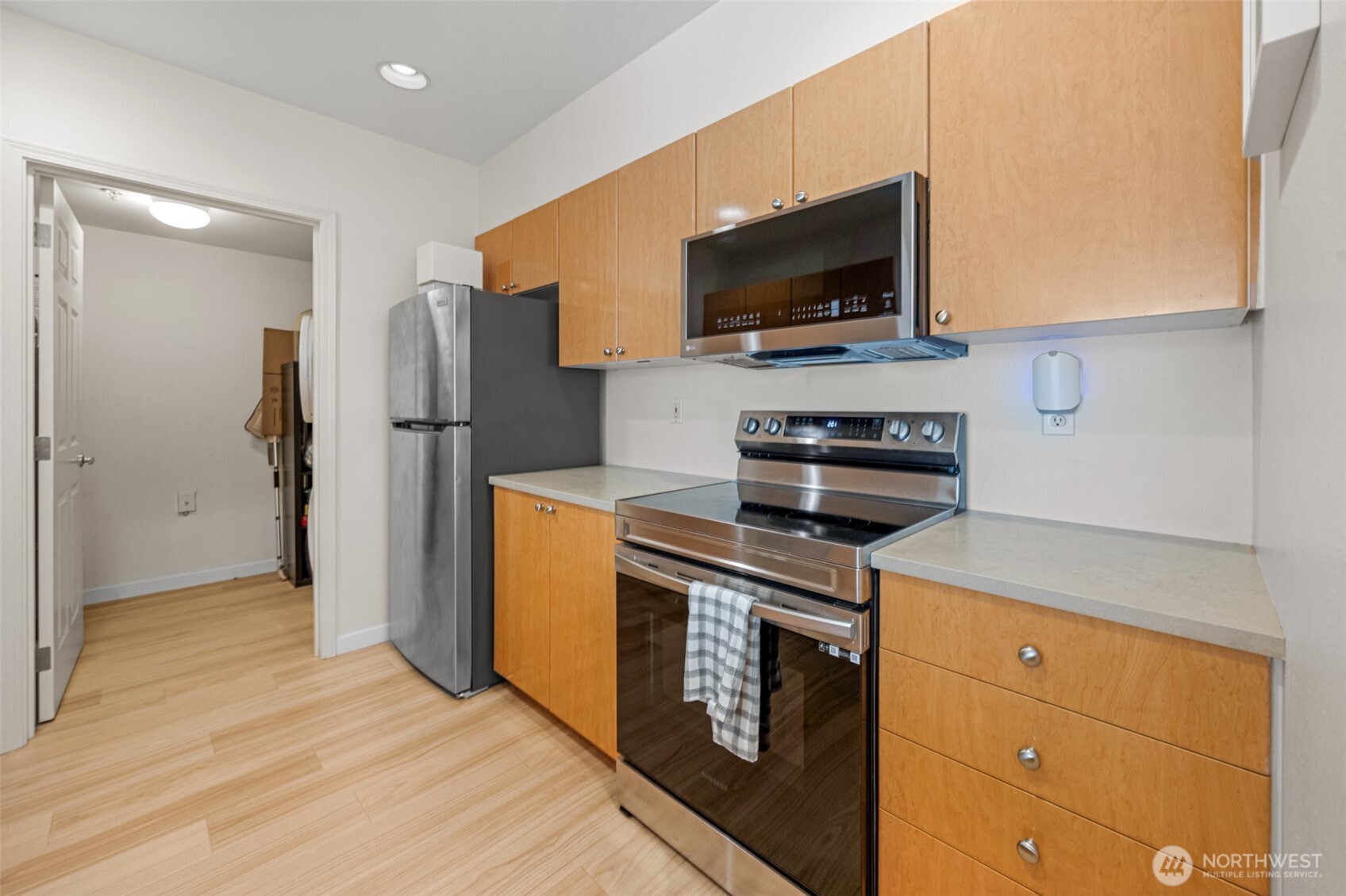18 Dravus Street 210 Property Photo 4