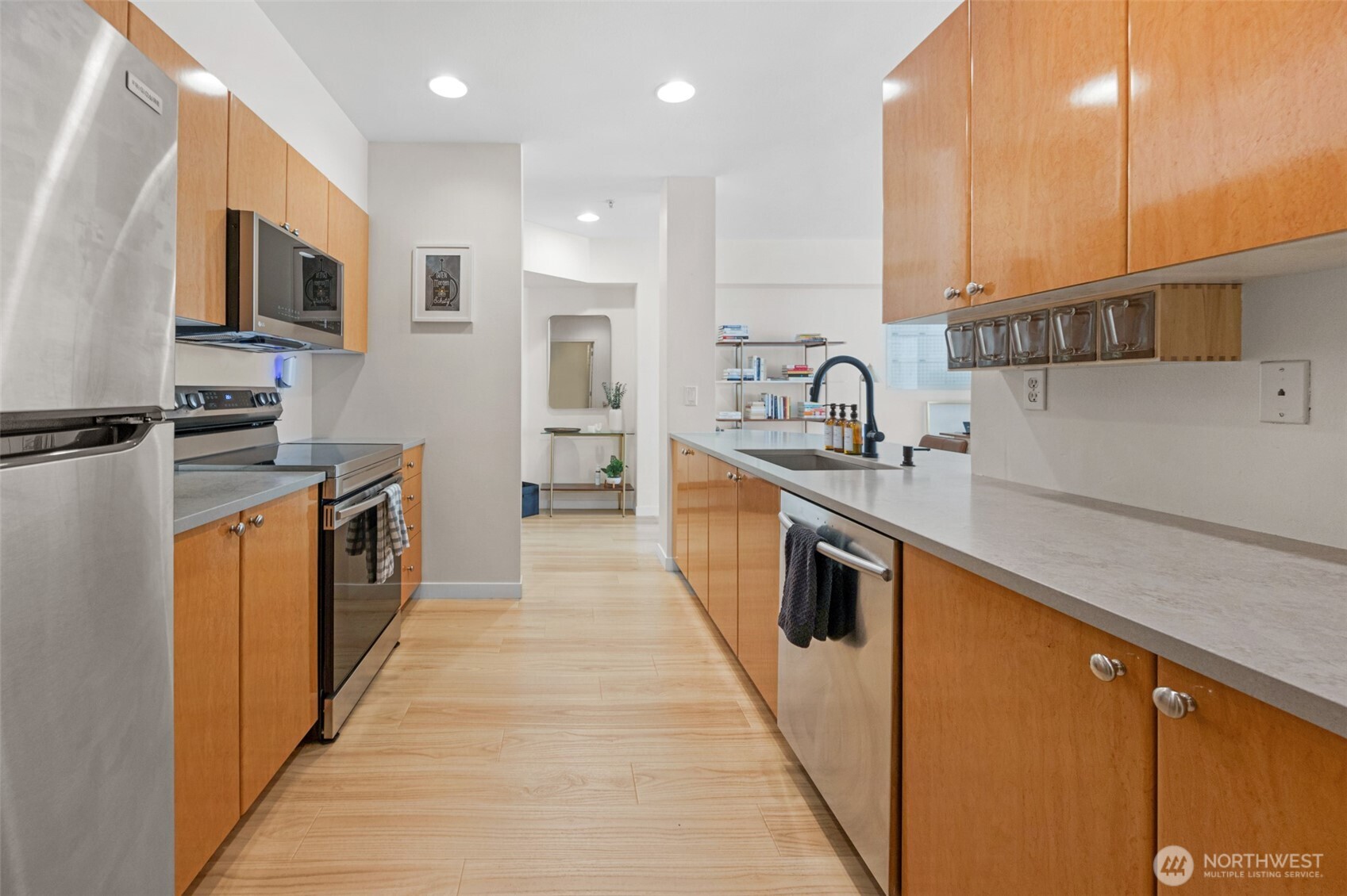 18 Dravus Street 210 Property Photo 5