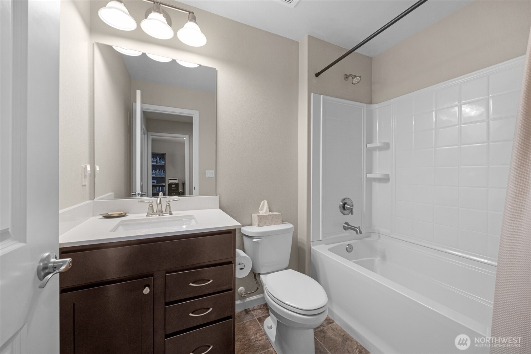 5634 85th Drive Property Photo 13