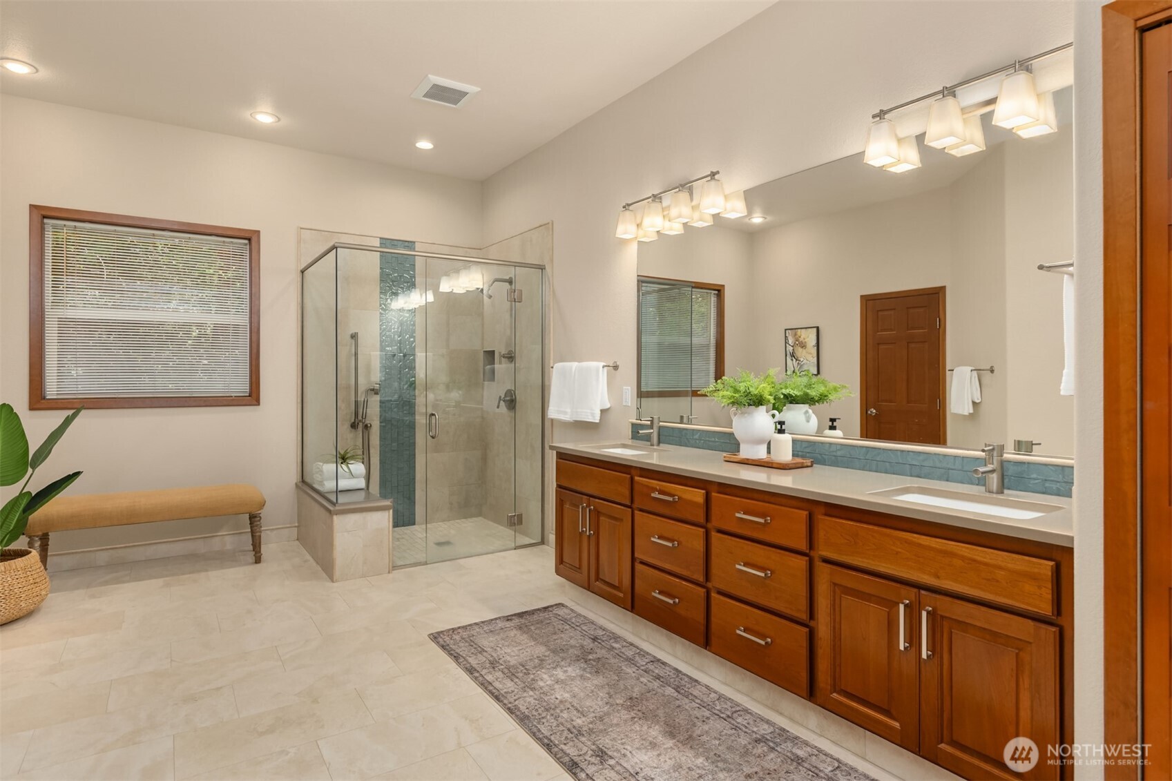 8387 Ne Sumanee Place Property Photo 17