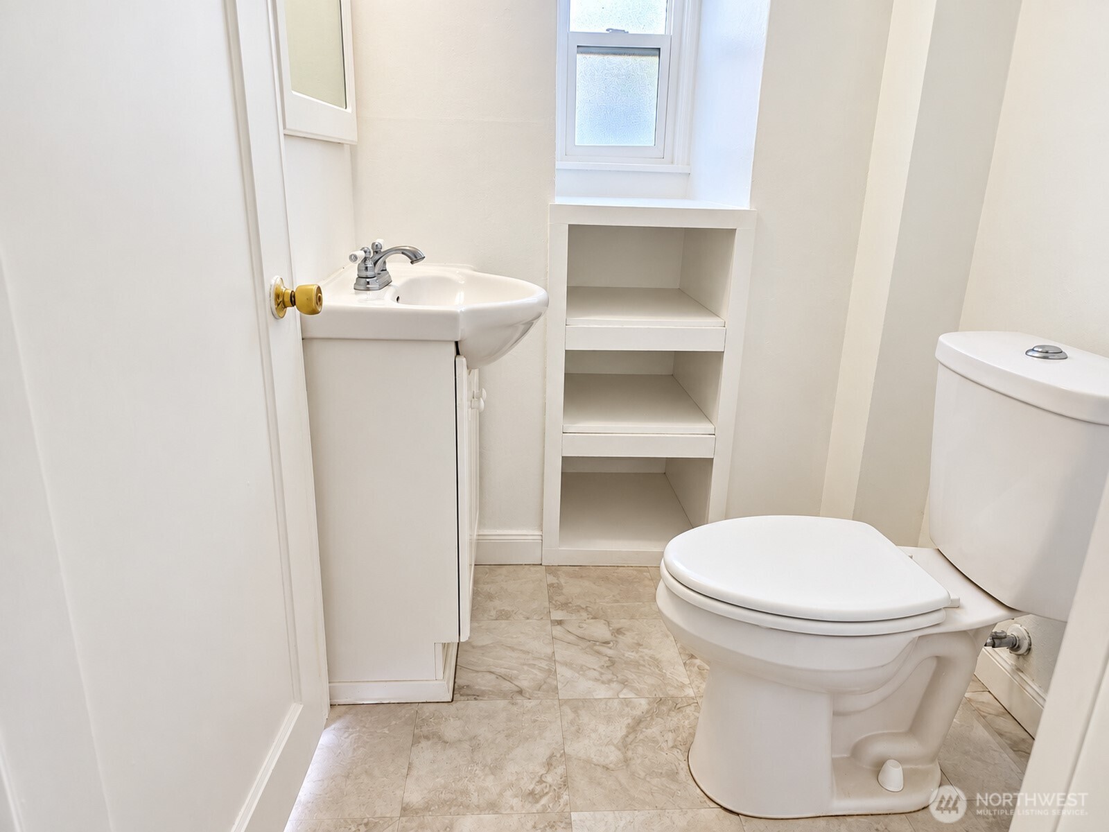 525 Ross Avenue Property Photo 10