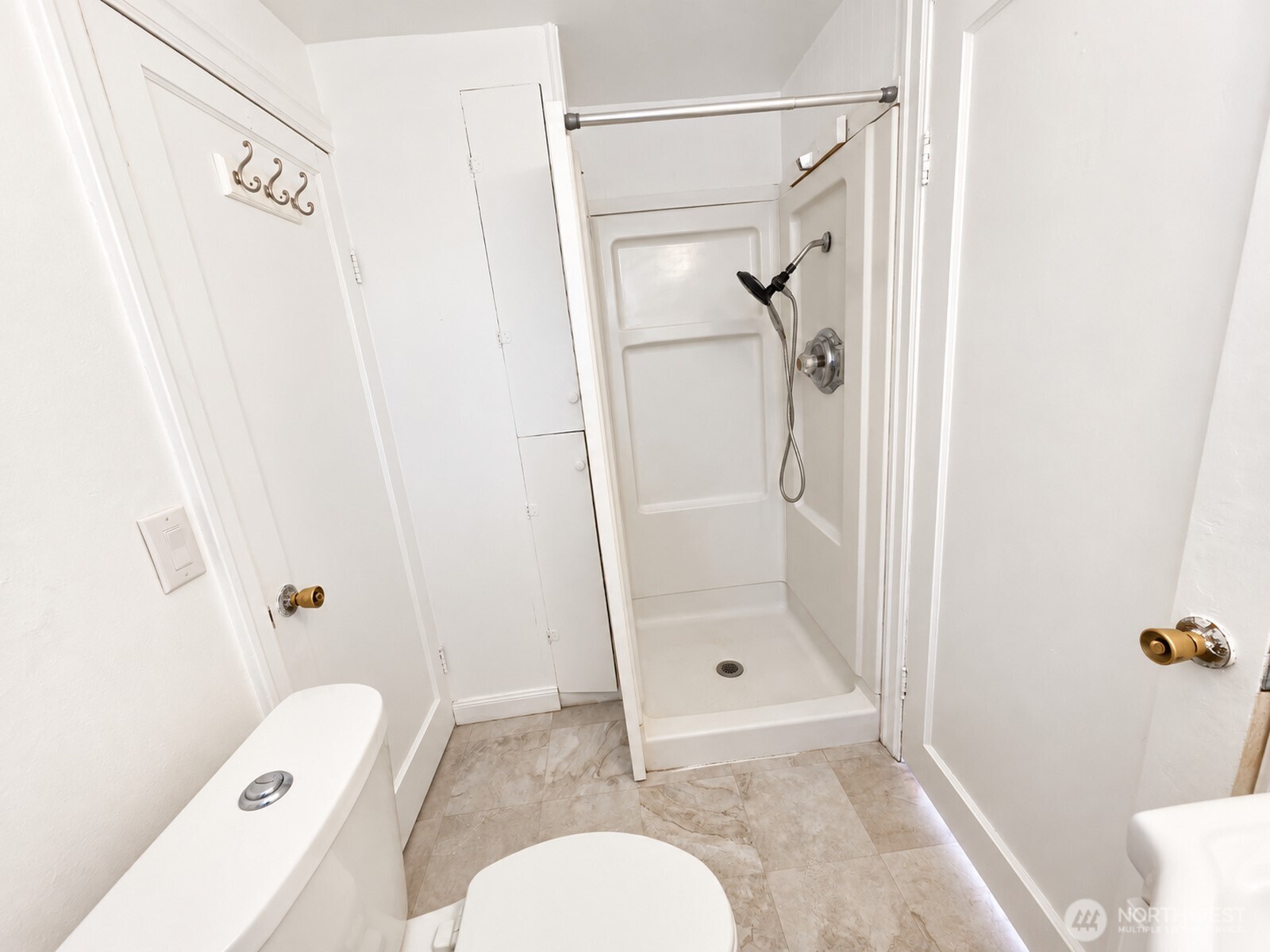 525 Ross Avenue Property Photo 11