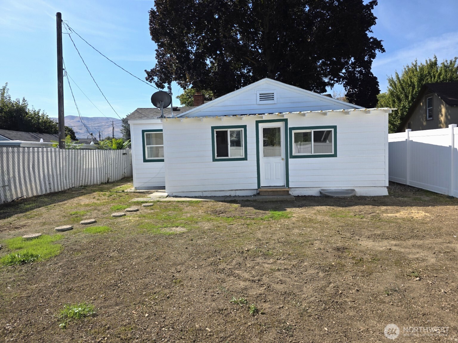 525 Ross Avenue Property Photo 28