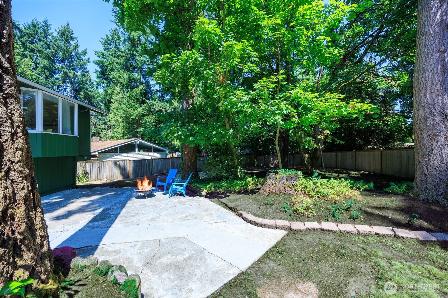 12822 Ne 68th Street Property Photo 5