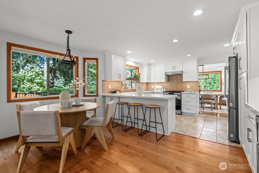22955 23rd Place Property Photo 11