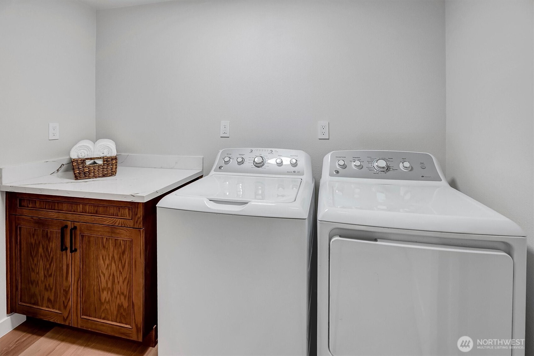 1400 Bellevue Way 1 Property Photo 22