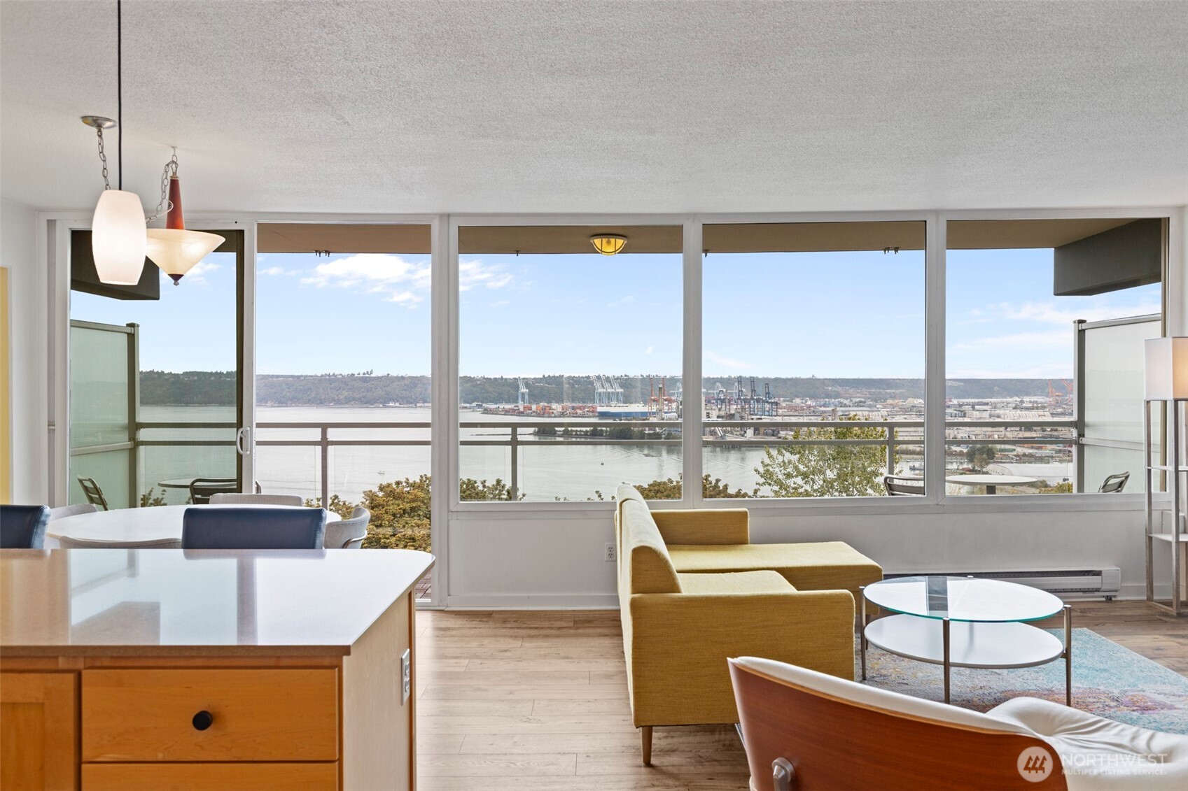 235 Broadway 520 Property Photo 5