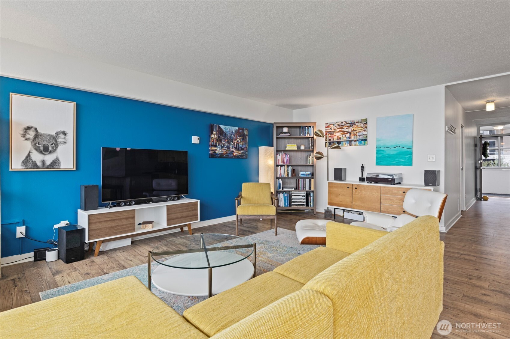 235 Broadway 520 Property Photo 7