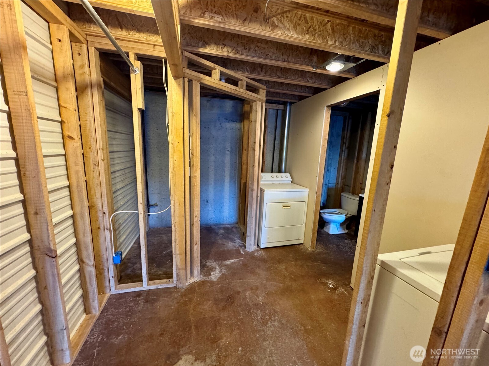 6040 Sands Way 205 Property Photo 5